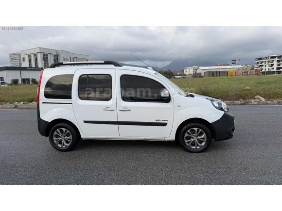 TEMİZ BAKIMLI MASRAFSIZ EXTREME KREDİ KARTINA 12 TAKSİT