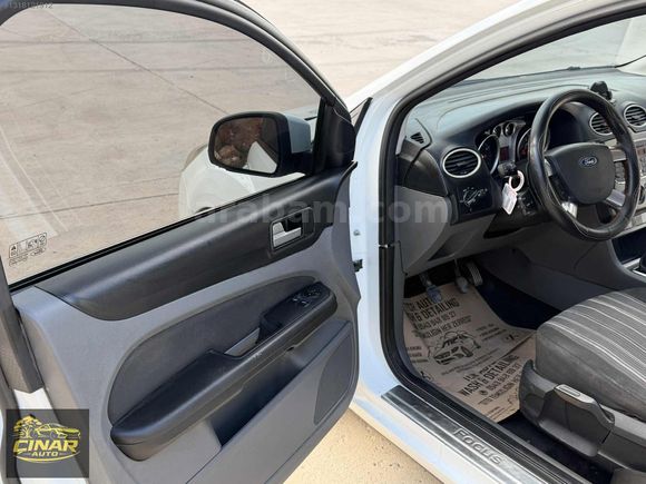 ÇINAR AUTO'DAN HATASIZ DENGİN FOCUS DÜŞÜK KM