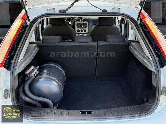 ÇINAR AUTO'DAN HATASIZ DENGİN FOCUS DÜŞÜK KM