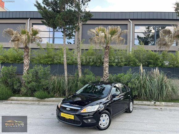 - 145 KM DE 2011 MODEL FORD FOCUS