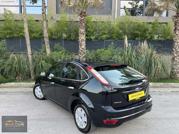 - 145 KM DE 2011 MODEL FORD FOCUS