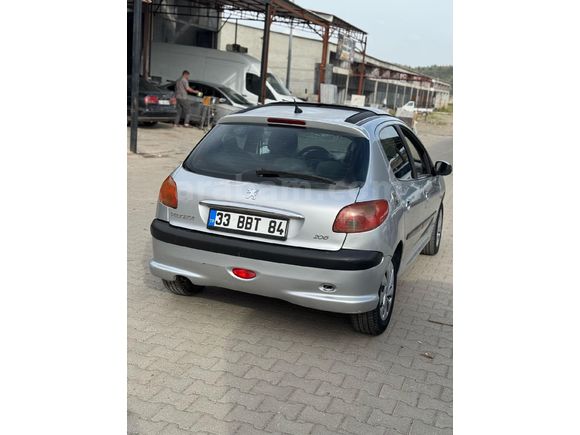 Sahibinden Peugeot 206 1.4 XT 2004 Model