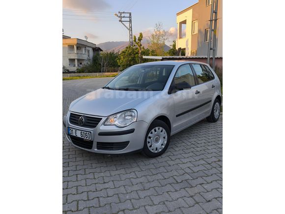 Volkswagen Polo 1.4 Trendline 2005 Model  147.000 km Gri (Gümüş)