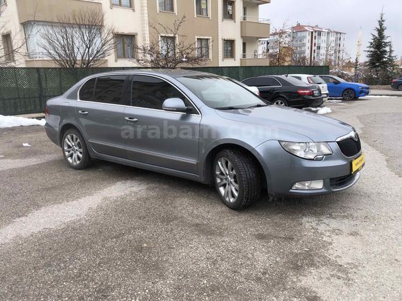 Galeriden Skoda SuperB 1.6 TDI Elegance 2013 Model Erzurum