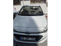 Sahibinden Hyundai i20 1.4 CRDi Jump 2017 Model  185.000 km Beyaz