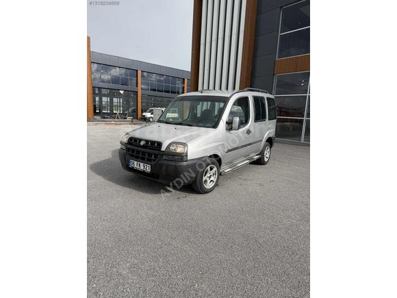 1.9 DİZEL TURBOLU TEMİZ BAKIMLI ORJİNAL DOBLO