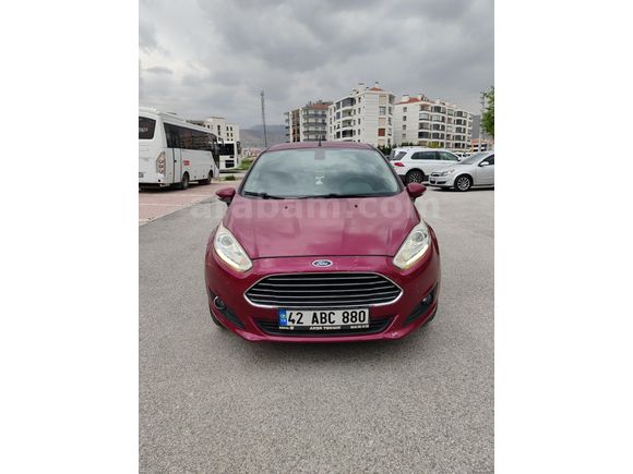 Çok Temiz Aile Aracımız 2013 Ford Fiesta Otomatik 1.6 Titanyum