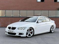 EMSALSİZ/2011/320D/COUPE/M SPORT/LCİ/184HP/EN DOLUSU/İÇİ KIRMIZI