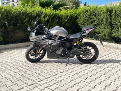 Düşük kilometreli sıfırdan farksız kazasız garaj motoru  250SR 