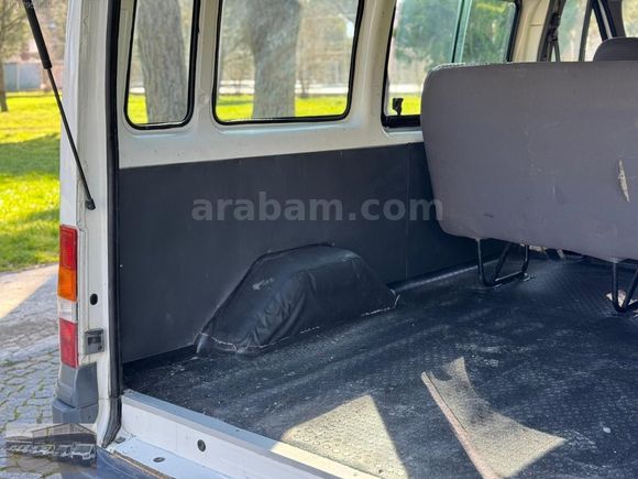 ŞENTÜRK'TEN 2003 MODEL KLİMALI MASRAFSIZ 5+1 280S CAMLI VAN