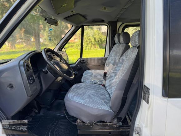 ŞENTÜRK'TEN 2003 MODEL KLİMALI MASRAFSIZ 5+1 280S CAMLI VAN