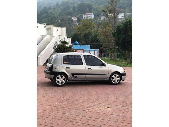 ORJiNAL HATASIZ DÜŞüK KM 2028 MUAYNELİ