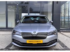 2019 1.6 TDI DSG HATASIZ DEĞİŞENSZ DÜŞÜK KM PREMİUM SKODA SUPERB