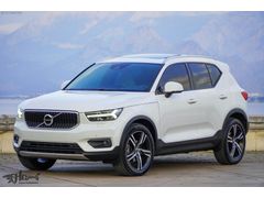 ERDEM'den 2021 Volvo XC40 1.5 T3 Inscription Beyaz - Açık Bej