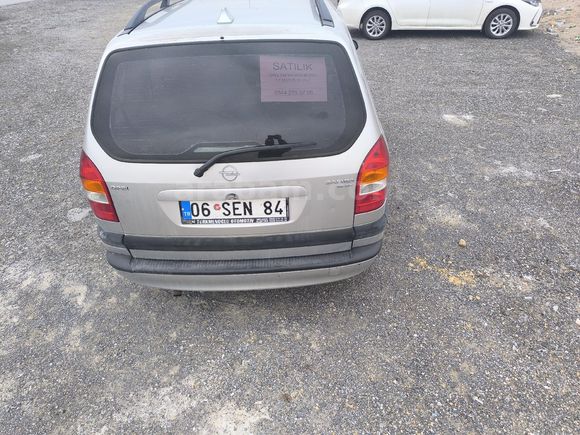 Sahibinden Opel Zafira 1.8 Comfort 2000 Model