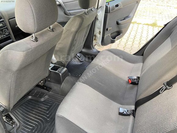 Çok temiz Astra 187 bin km benzin&Lpg Takas olur
