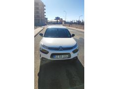 Sahibinden Citroen C4 Cactus 1.2 PureTech Shine 2018 Model  79.000 km Beyaz