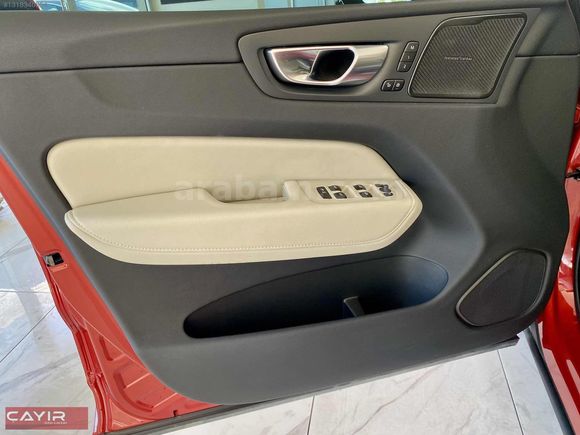 2023 VOLVO XC60 B4 2.0 DİZEL 197 HP PLUS DARK 19.000 KM