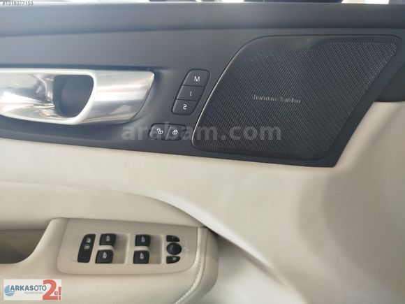 VOLVO YETKİLİ BAYİ ARKAS ANKARADAN 2025 XC60 2.0 B5 PLUS DARK