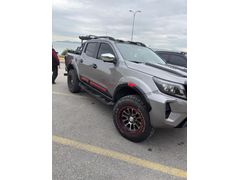 ihtiyaçtan acil satılık Nissan Navara 2.3 PLATINUM AT 4x4 2021 Model pazarlık payı vardır