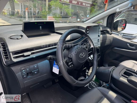 GÜMÜŞ OTOMOTİV'DEN 2023 4X4 CAM TAVANLI STARIA 74.000KM