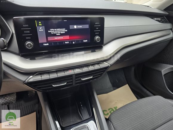 2021 SKODA OCTAVIA 1.0 E-TEC ELITE DSG YARIM PARÇA BOYALI