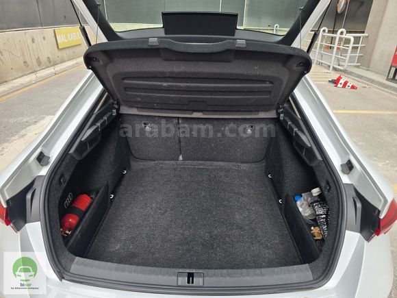 2021 SKODA OCTAVIA 1.0 E-TEC ELITE DSG YARIM PARÇA BOYALI