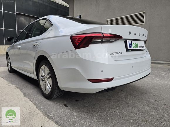2021 SKODA OCTAVIA 1.0 E-TEC ELITE DSG YARIM PARÇA BOYALI