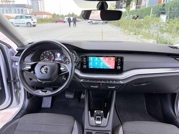 OCTAVİA + 2023 + DEĞİŞENSİZ + TRAMERSİZ + ELİTE- KART+KREDİ