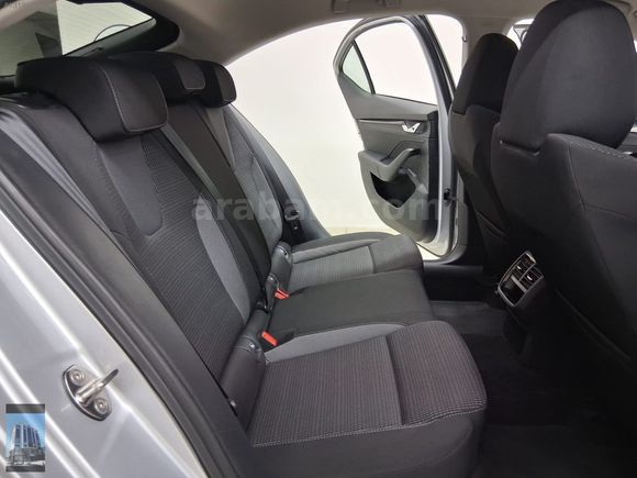 YÜCELER OTO'DAN 2022 MODEL SKODA OCTAVİA HYBRİD KDV%20 HATASIZ