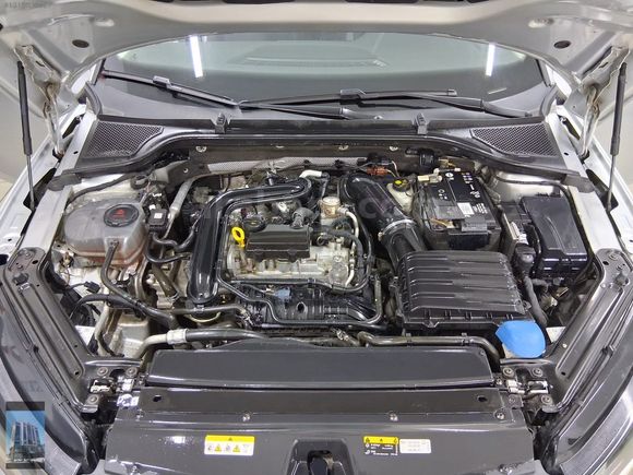 YÜCELER OTO'DAN 2022 MODEL SKODA OCTAVİA HYBRİD KDV%20 HATASIZ