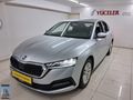 YÜCELER OTO'DAN 2022 MODEL SKODA OCTAVİA HYBRİD KDV%20 HATASIZ
