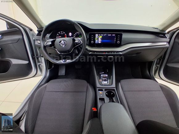 YÜCELER OTO'DAN 2022 MODEL SKODA OCTAVİA HYBRİD KDV%20 HATASIZ