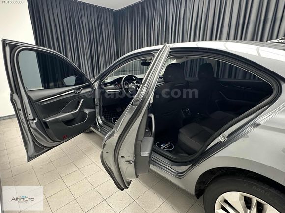 2023 SKODA OCTAVİA 1.0 TSI E-TEC ELİTE DEĞŞNSİZ+FUL.SERVS.BAKMLI