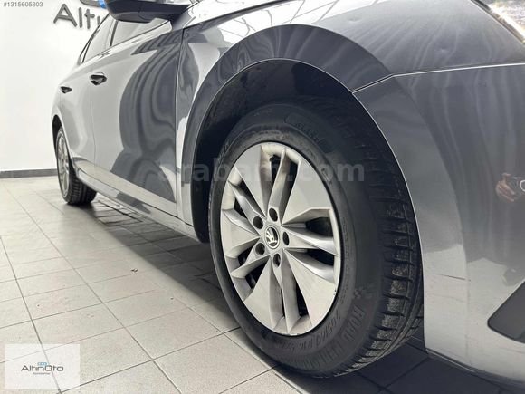 2023 SKODA OCTAVİA 1.0 TSI E-TEC ELİTE DEĞŞNSİZ+FUL.SERVS.BAKMLI