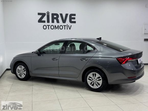 2023 SKODA OCTAVİA 1.0 E-TECH HYBRİT BOYASIZ 100.000 KM