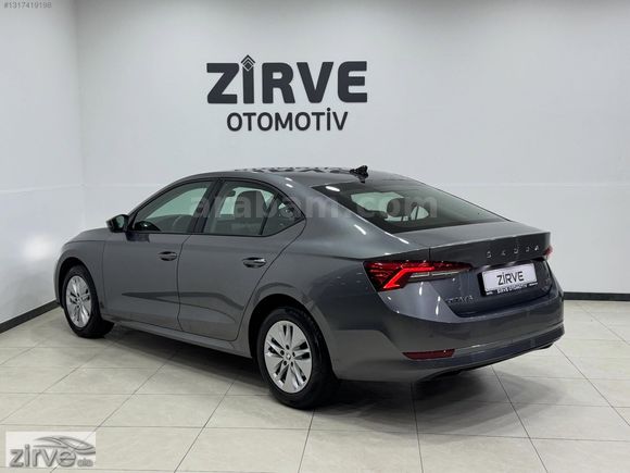 2023 SKODA OCTAVİA 1.0 E-TECH HYBRİT BOYASIZ 100.000 KM