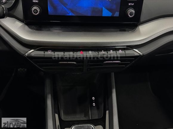2023 SKODA OCTAVİA 1.0 E-TECH HYBRİT BOYASIZ 100.000 KM