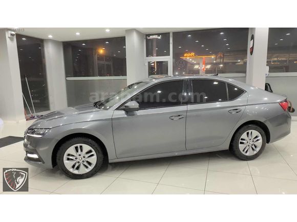 Hatasız Boyasız Skoda Octavia 1.0 e-Tec 79.000 km servis.b