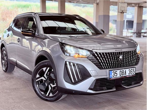 Galeriden Peugeot 2008 1.2 Hybrid Allure 2026 Model İzmir