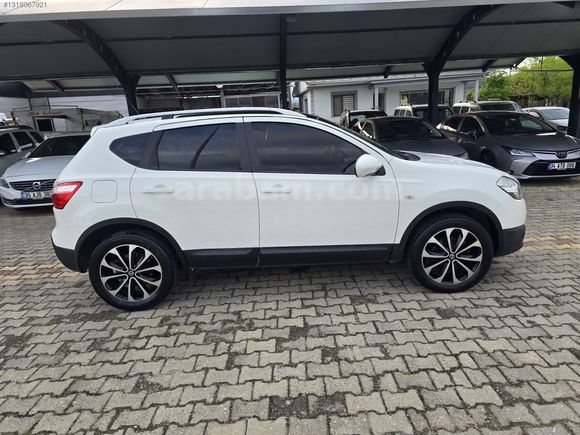 2012 NİSSAN QASHQAİ 1.5 DCİ BLACK EDİTİON 152,000 KM