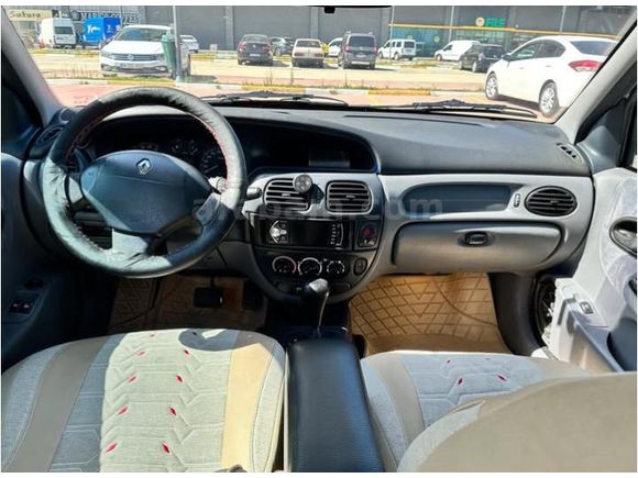 Sahibinden Renault Megane 1.6 RXT 2000 Model