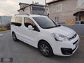 HATASIZ BOYASIZ 119.000 KM 1.6 HDI 92 PS BERLİNGO