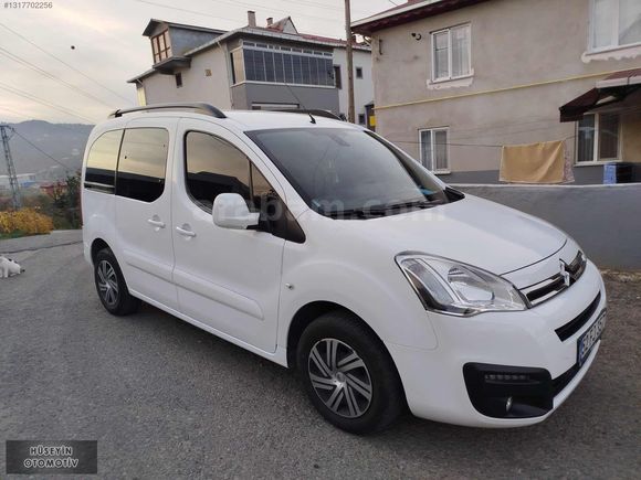 HATASIZ BOYASIZ 119.000 KM 1.6 HDI 92 PS BERLİNGO