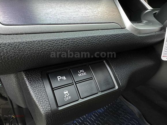 HATASIZ BOYASIZ 2017 HONDA CIVIC ECO EXECUTIVE FABRIKASYON LPG