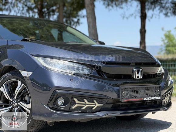 BORDO'DAN 2020 HONDA CİVİC ECO EXECUTIVE