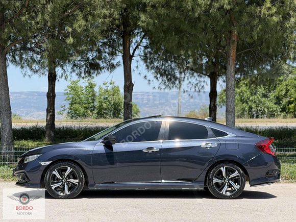 BORDO'DAN 2020 HONDA CİVİC ECO EXECUTIVE