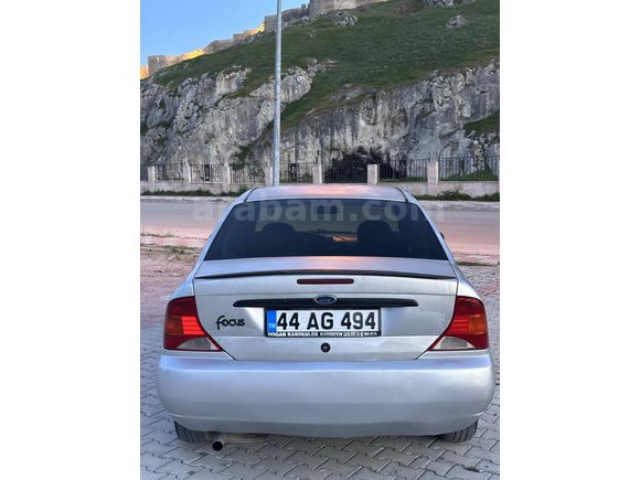 Memurdan Focus 1.6 Ambiente 2001 Model 
Değişensiz Tramersiz Bakımlı 