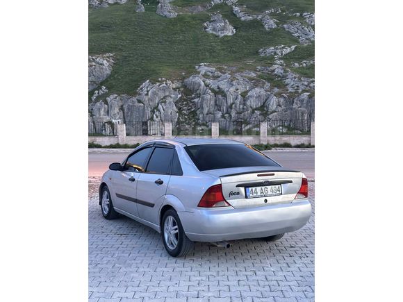Memurdan Focus 1.6 Ambiente 2001 Model 
Değişensiz Tramersiz Bakımlı 