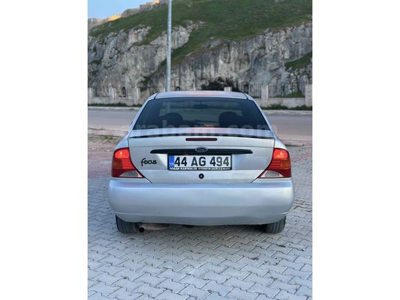 Memurdan Focus 1.6 Ambiente 2001 Model 
Değişensiz Tramersiz Bakımlı 
